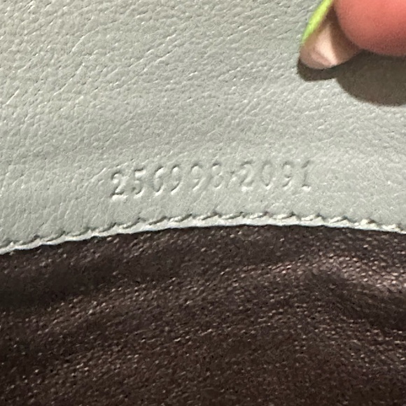 Gucci Mono Bow Continental Wallet - Picture 8 of 11